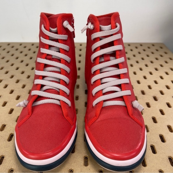 Camper Women’s Hoops Red Ankle Zip Sneaker Bootie Size US 9/ EU 40 - Picture 6 of 10